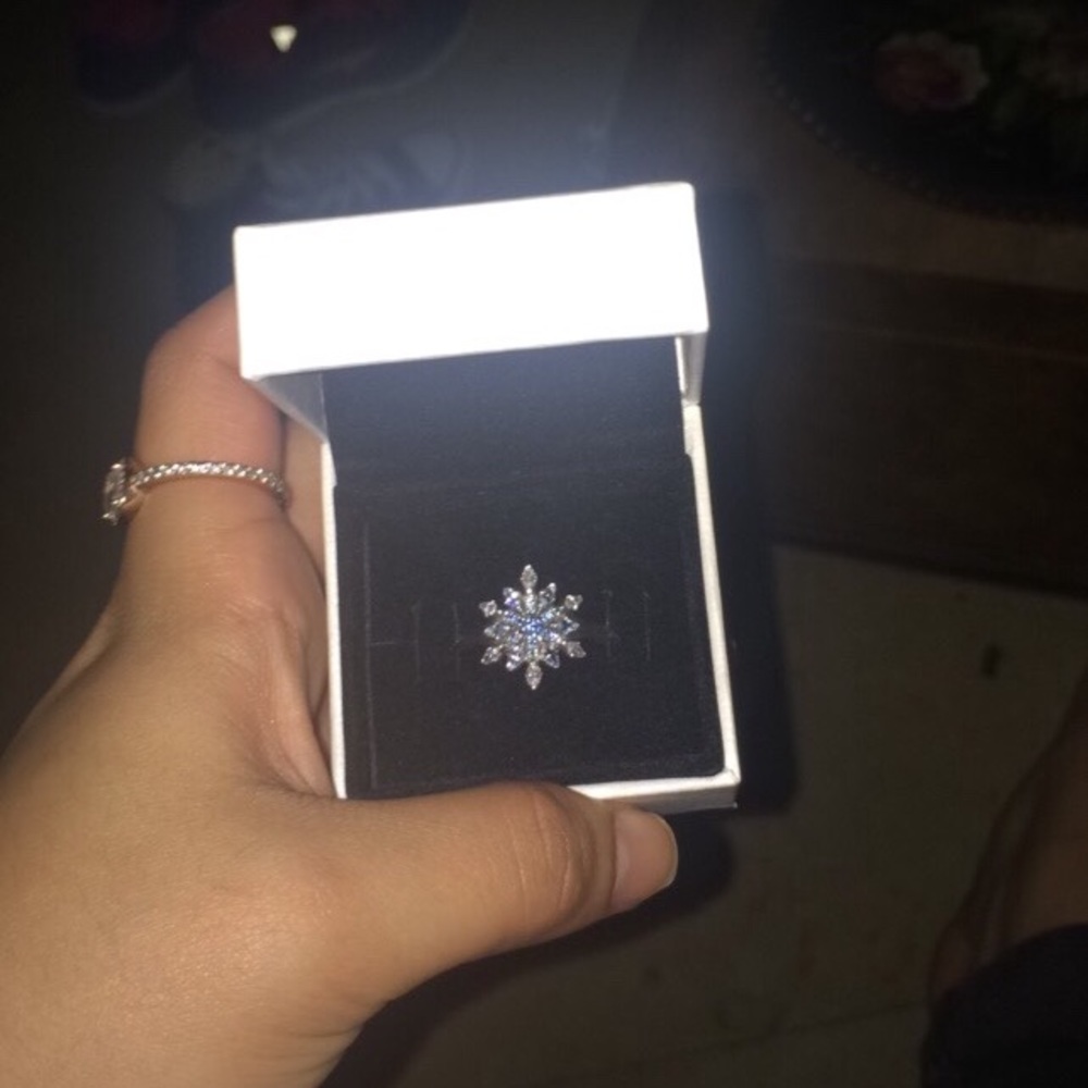 Pandora Snowflake Ring